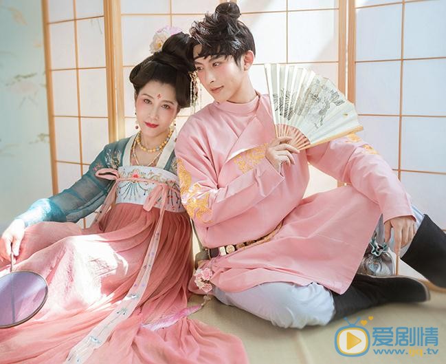 李孟羲母子写真 李孟羲高清写真_李孟羲高清剧照