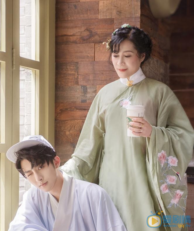 李孟羲母子写真 李孟羲高清写真_李孟羲高清剧照