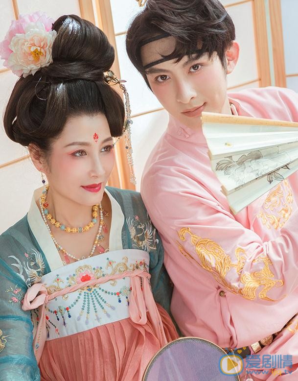 李孟羲母子写真 李孟羲高清写真_李孟羲高清剧照