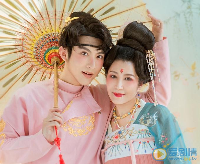 李孟羲母子写真 李孟羲高清写真_李孟羲高清剧照