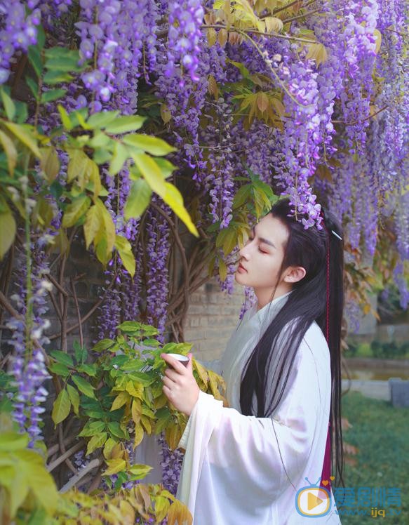 李孟羲白色写真 李孟羲高清写真_李孟羲高清剧照
