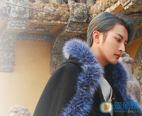 李孟羲秋色写真 李孟羲高清写真_李孟羲高清剧照