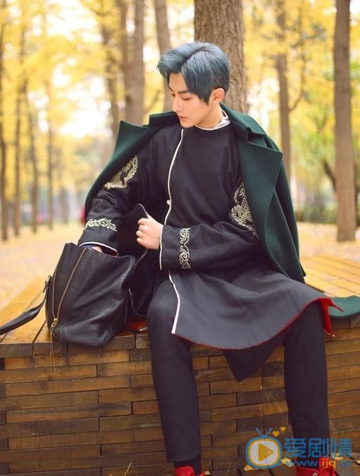李孟羲秋色写真 李孟羲高清写真_李孟羲高清剧照