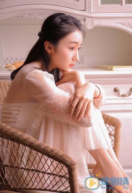 杜安琪粉色写真 杜安琪高清写真_杜安琪高清剧照
