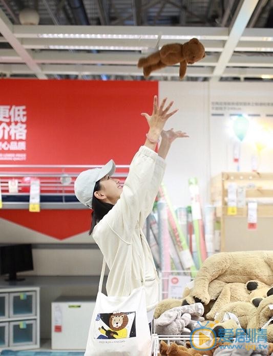 刘诗童白色写真 刘诗童高清写真_刘诗童高清剧照