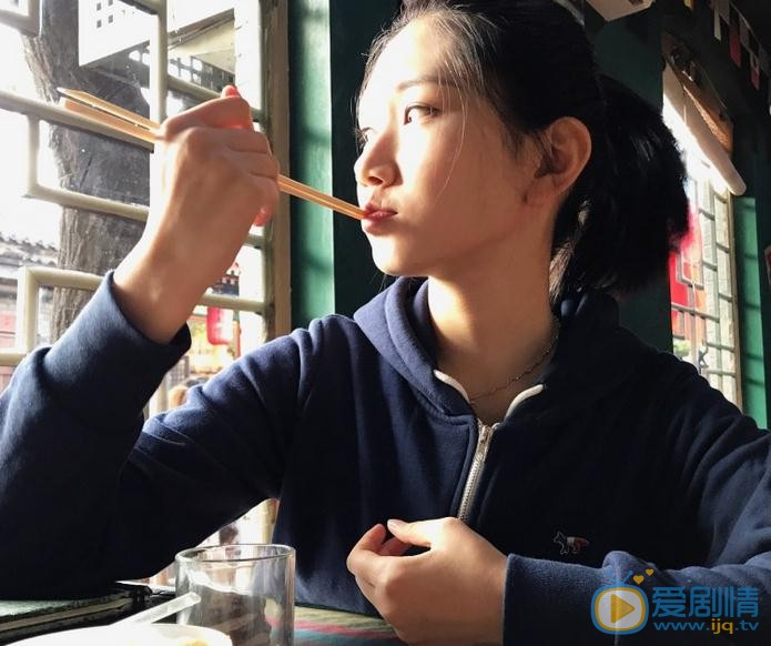 刘诗童生活照 刘诗童高清写真_刘诗童高清剧照