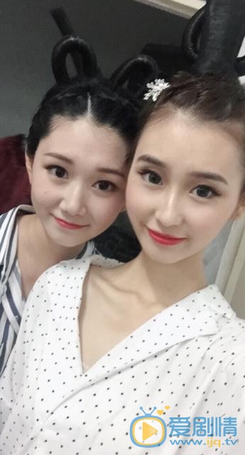刘诗童与人合照 刘诗童高清写真_刘诗童高清剧照