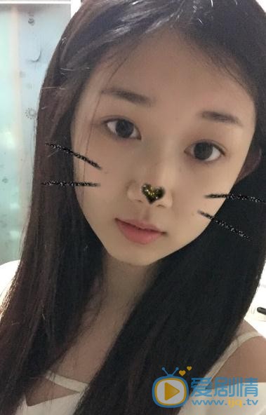 刘诗童可爱照 刘诗童高清写真_刘诗童高清剧照