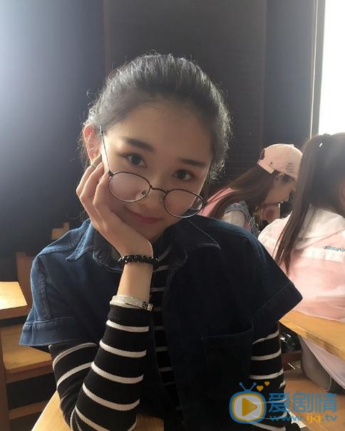 刘诗童可爱照 刘诗童高清写真_刘诗童高清剧照