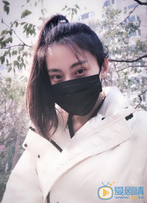 翟天卉生活照 翟天卉高清写真_翟天卉高清剧照