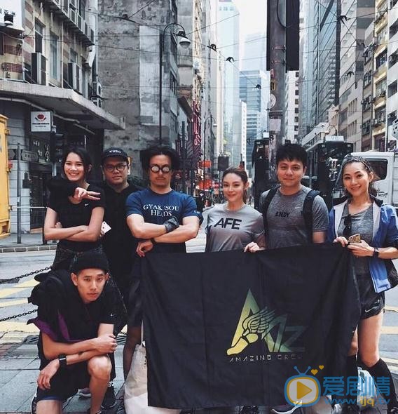 欧阳靖与人合照 欧阳靖高清写真_欧阳靖高清剧照