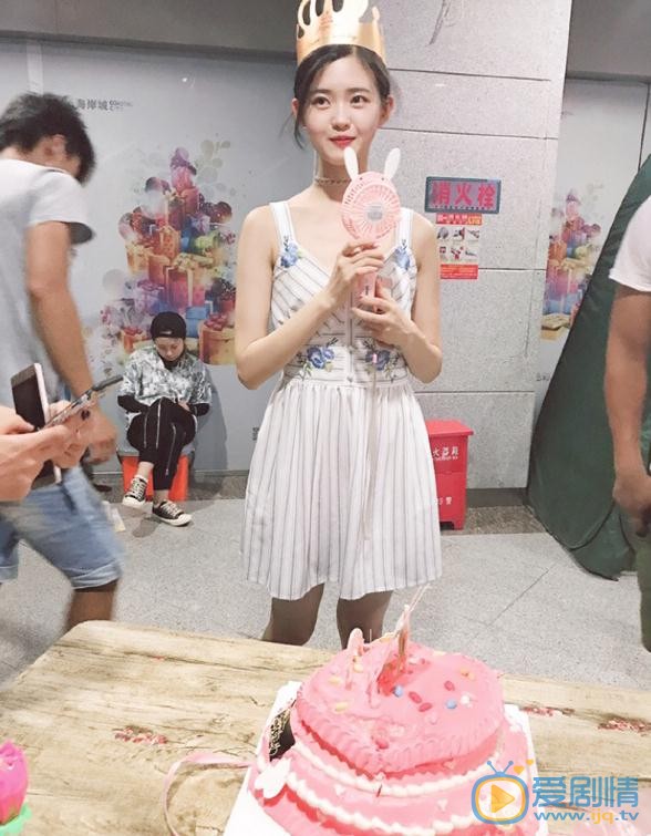 应亦涵生活照 应亦涵高清写真_应亦涵高清剧照