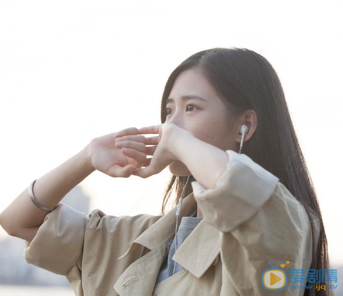 应亦涵海边写真 应亦涵高清写真_应亦涵高清剧照