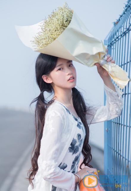 应亦涵街拍写真 应亦涵高清写真_应亦涵高清剧照