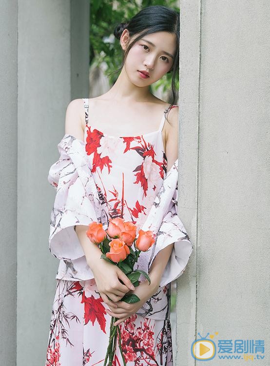 应亦涵俏丽写真 应亦涵高清写真_应亦涵高清剧照