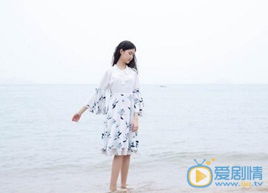 应亦涵海边写真 应亦涵高清写真_应亦涵高清剧照