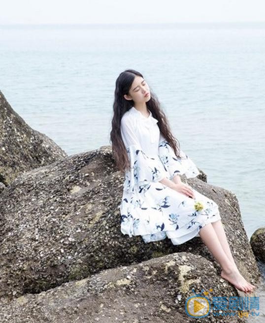 应亦涵海边写真 应亦涵高清写真_应亦涵高清剧照