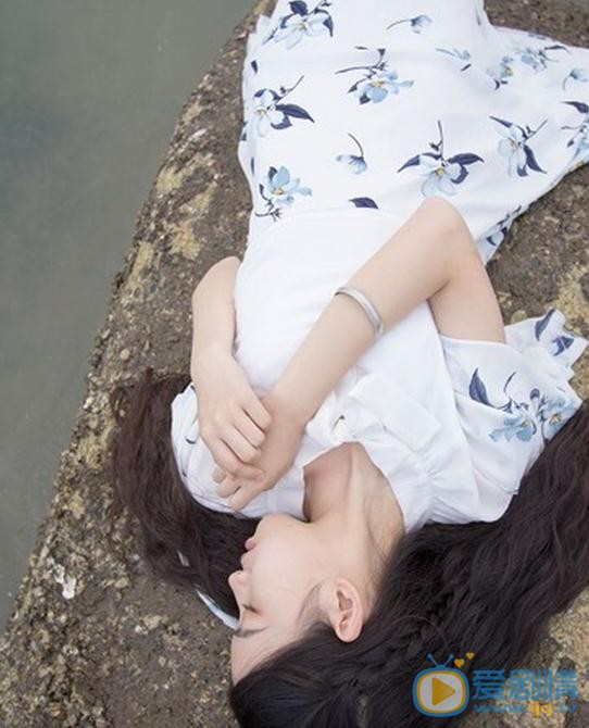 应亦涵海边写真 应亦涵高清写真_应亦涵高清剧照