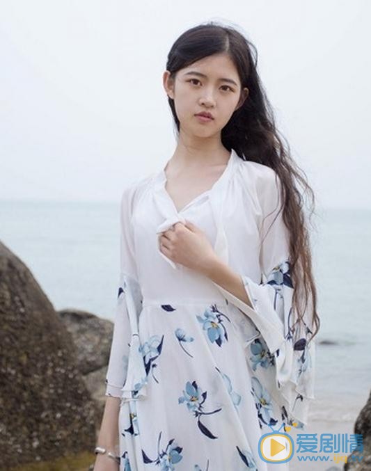 应亦涵海边写真 应亦涵高清写真_应亦涵高清剧照