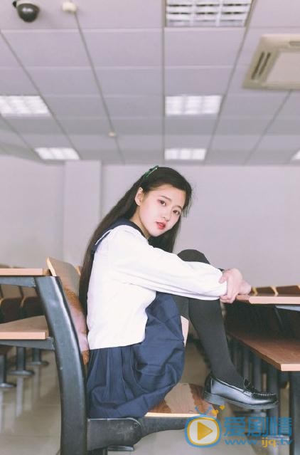 应亦涵制服写真 应亦涵高清写真_应亦涵高清剧照