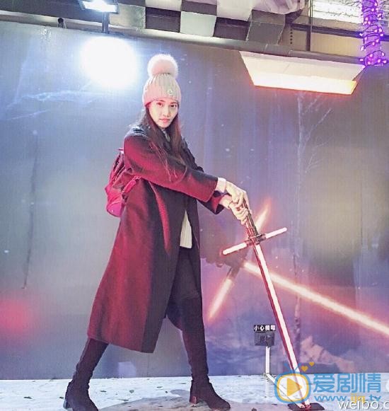 王棠云街拍写真 王棠云高清写真_王棠云高清剧照
