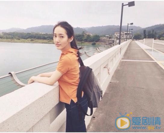 王棠云街拍写真 王棠云高清写真_王棠云高清剧照