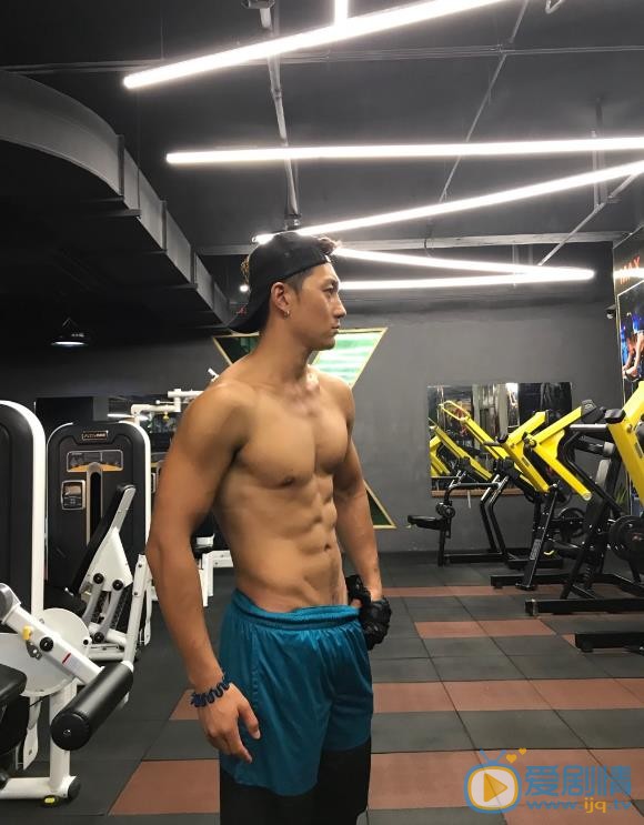 史元庭健身运动照 史元庭高清写真_史元庭高清剧照
