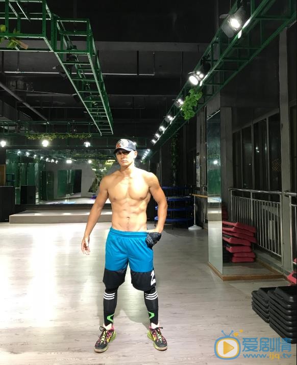 史元庭健身运动照 史元庭高清写真_史元庭高清剧照