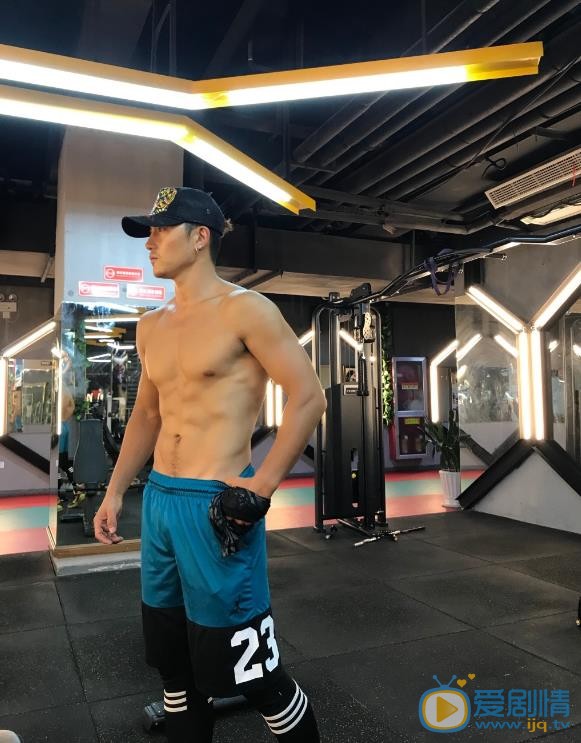 史元庭健身运动照 史元庭高清写真_史元庭高清剧照