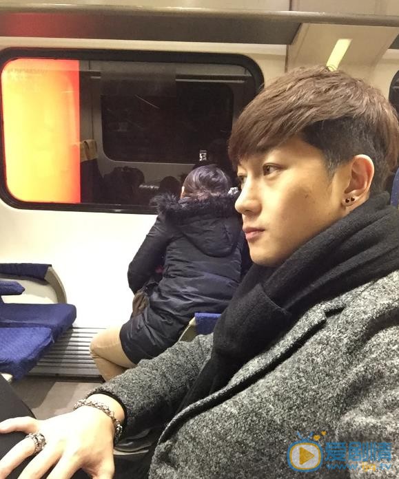 史元庭生活照 史元庭高清写真_史元庭高清剧照