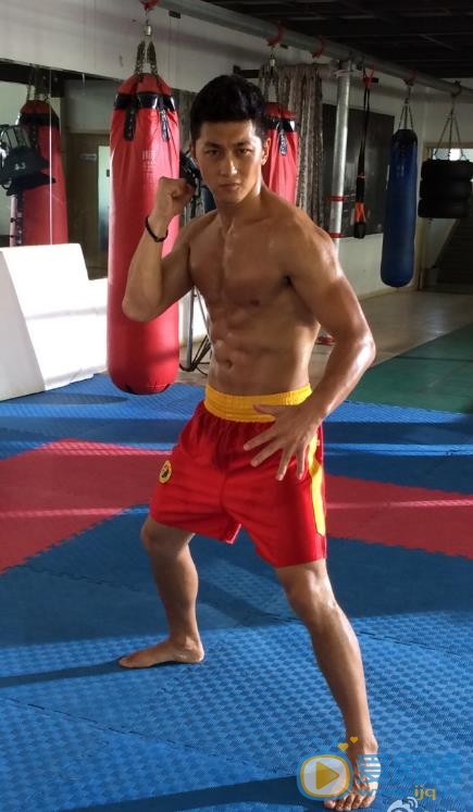 史元庭健身运动照 史元庭高清写真_史元庭高清剧照