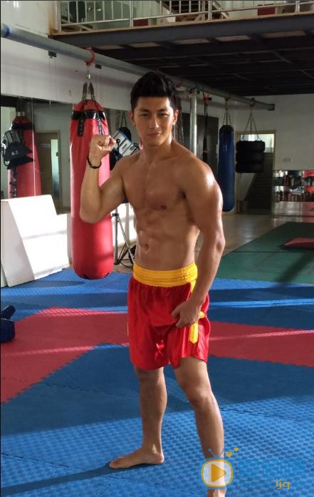 史元庭健身运动照 史元庭高清写真_史元庭高清剧照