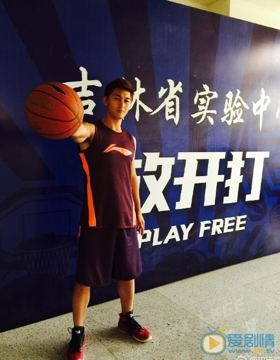 史元庭健身运动照 史元庭高清写真_史元庭高清剧照