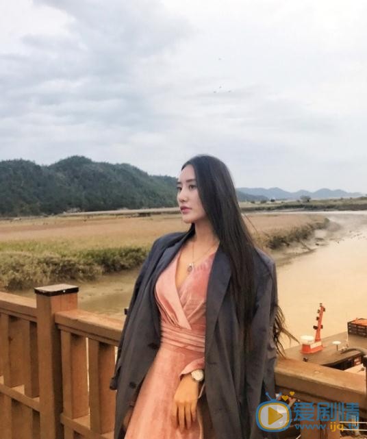 吴晴街拍写真 吴晴高清写真_吴晴高清剧照
