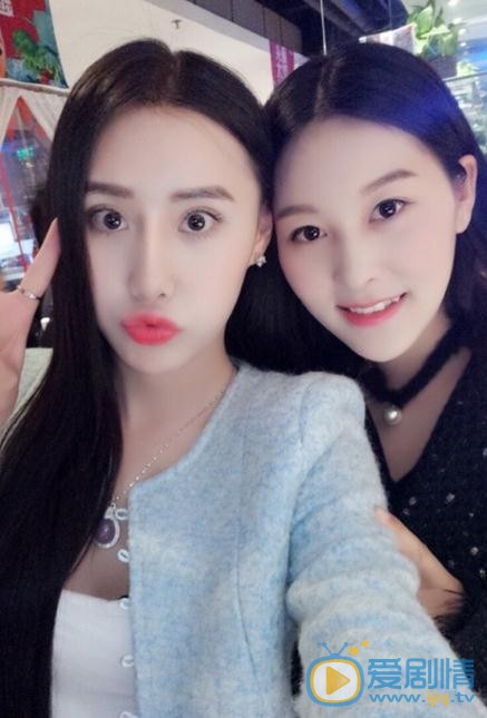 吴晴与人合照 吴晴高清写真_吴晴高清剧照