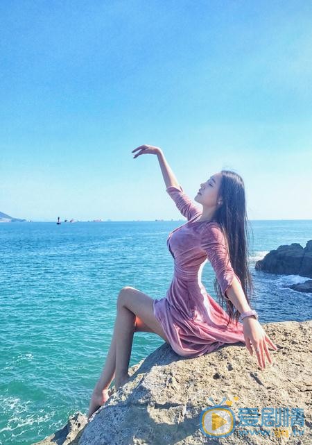 吴晴海边照 吴晴高清写真_吴晴高清剧照