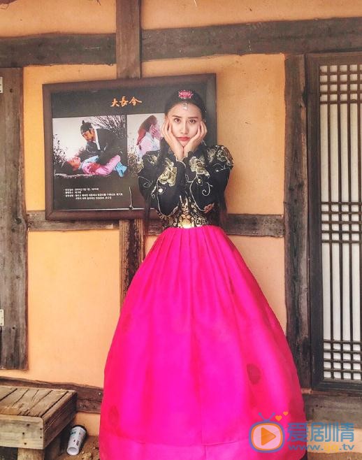 吴晴韩服照 吴晴高清写真_吴晴高清剧照