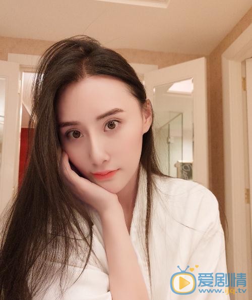吴晴生活照 吴晴高清写真_吴晴高清剧照