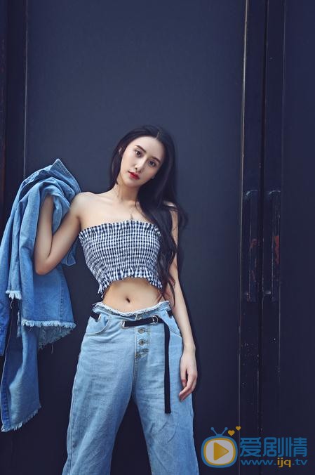吴晴街拍写真 吴晴高清写真_吴晴高清剧照