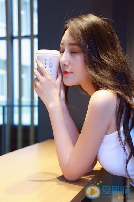 吴晴街拍写真 吴晴高清写真_吴晴高清剧照