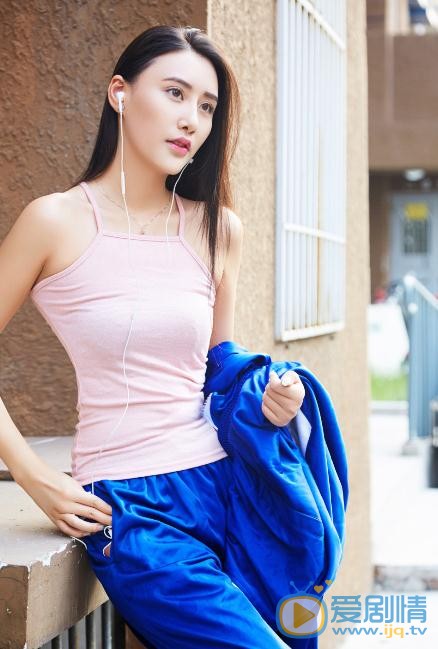 吴晴制服写真 吴晴高清写真_吴晴高清剧照