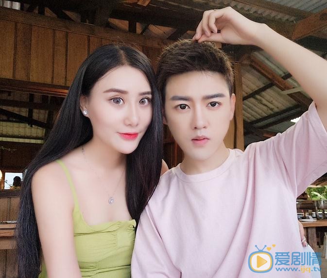 吴晴与人合照 吴晴高清写真_吴晴高清剧照