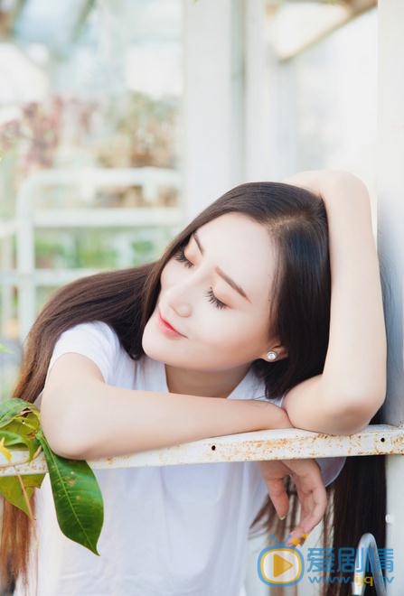 吴晴街拍写真 吴晴高清写真_吴晴高清剧照