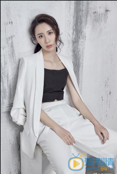 李炳宜杂志写真 李炳宜高清写真_李炳宜高清剧照