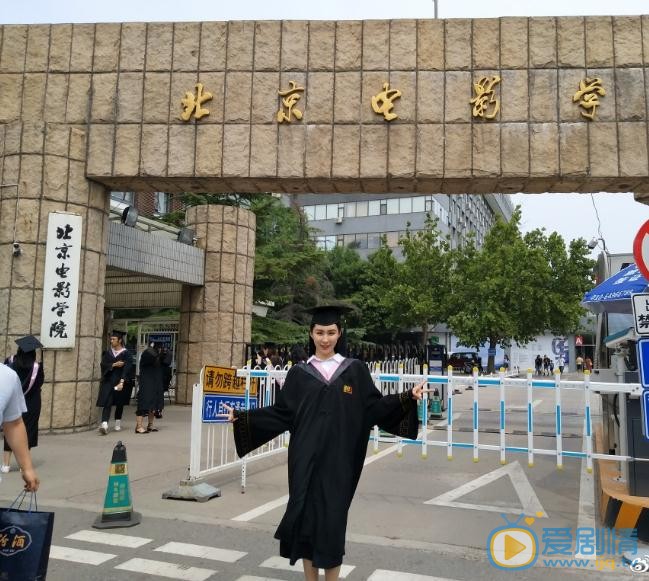李炳宜生活照写真 李炳宜高清写真_李炳宜高清剧照