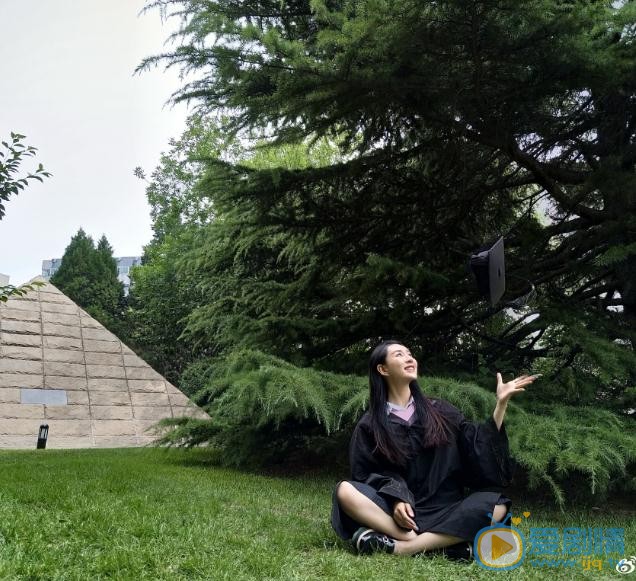 李炳宜生活照写真 李炳宜高清写真_李炳宜高清剧照