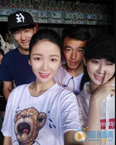 李炳宜片场照写真 李炳宜高清写真_李炳宜高清剧照