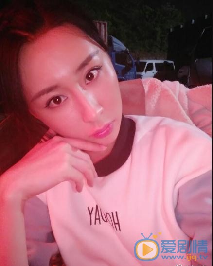 李炳宜片场照写真 李炳宜高清写真_李炳宜高清剧照