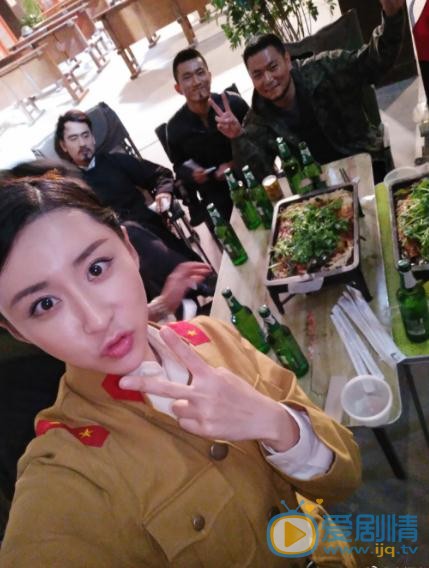 李炳宜片场照写真 李炳宜高清写真_李炳宜高清剧照