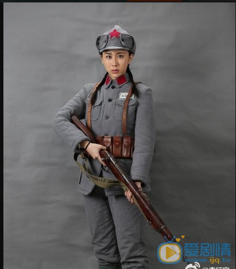 李炳宜片场照写真 李炳宜高清写真_李炳宜高清剧照
